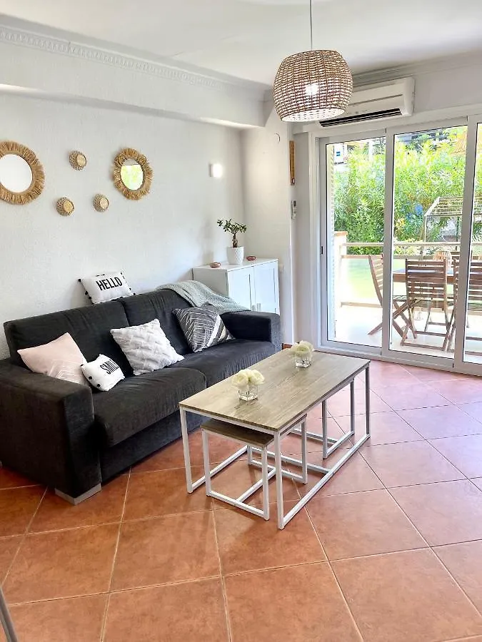 Apartbeach Dms I 108 Climatizado Y Frente Playa La Pineda 0*,  Spain